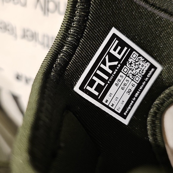 ๐NEW HIKE FOOTWEAR SANDALS Army Green (๐ฒprice reduced!) ๐ - Picture 8 of 12